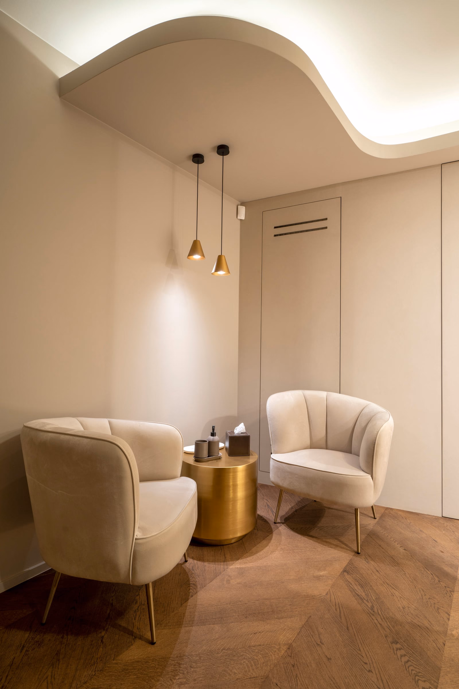 A room with two chairs and a table
